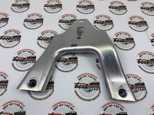 A2056204100, A 205 620 41 00 Распорка траверсы правая Mercedes C W205 / E W213 / AMG-GT R290