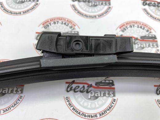 LR162053 Склоочисник (Двірник) передній Land Rover Defender L663