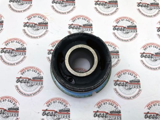 8678497 Подушка (Опора) переднього підрамника Volvo XC90 (-14) / XC70 (-07) / V70 (-08) / S80 (-06) / S60 (-09)