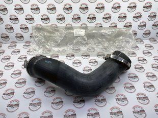 4W0145738A, 4W0 145 738 A Патрубок (Шланг) интеркулера правый верхний Bentley Continental