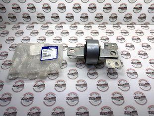 31476227 Сайлентблок заднього лівого кулака Volvo V60 (-18) S60 (-18)