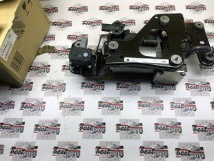 37206859714, 37 20 6 859 714 Компрессор (насос) пневмо подвески BMW X5 E70 / X6 E71/E72