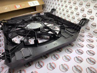 LR146883 Вентилятор охолодження радіатора Range Rover Vogue L405 / Sport L494 / Land Rover Discovery 5 L462 / Defender L663