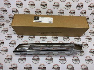 A1668850874, A 166 885 08 74 Накладка правого ходового ліхтаря хромована Mercedes ML / GLE W166