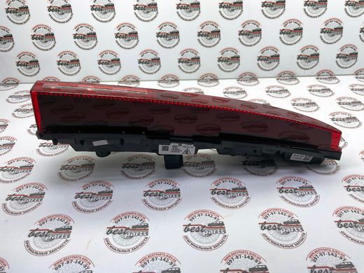 95B945702D, 95B 945 702 D Отражатель на заднем бампере правый рестайл Porsche Macan 95B-2