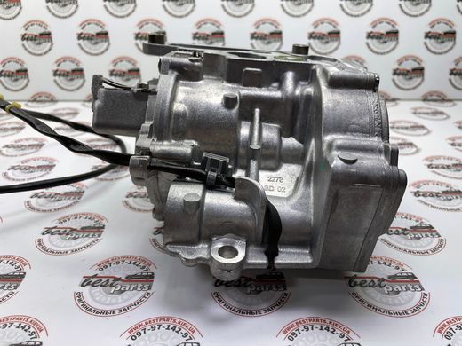 LR164063 Насос масляний (маслонасос) 3.0 Diesel Range Rover Vogue L405/L460 / Sport L494/L461 / Velar L560 / Land Rover Discovery 5 L462 / Sport L550 / Defender L663