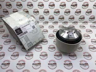 A221240181764, A 221 240 18 17 64 Подушка (опора) двигателя правая AMG Mercedes CL C216 / S W221 / SL R230