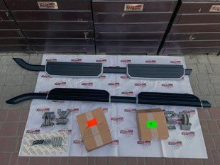 VPLEP0525 Подножки (пороги) боковые стандартная колесная база / Long Bright к-т Land Rover Defender L663