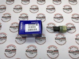 32242806 Датчик давления масла Volvo V60 (-18)