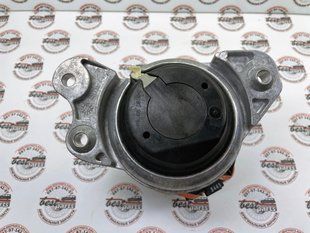 A2132405100, A 213 240 51 00 Подушка (опора) двигателя левая 4matic Mercedes M656 / E W213/C238 / CLS C257