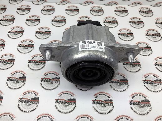 LR116927 Подушка (Опора) двигателя левая 5.0 Supercharger Range Rover Velar L560