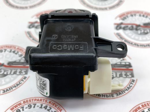 LR043493 Камера заднего вида, неподвижная Land Rover Discovery 3/4 L319