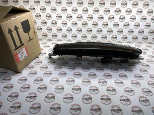 LR152172 Фонарь задний правый Range Rover Vogue L460