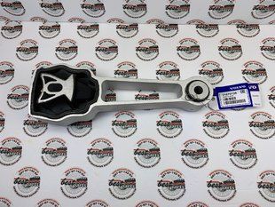 31670126 Опора (Подушка) двигателя верхняя правая Volvo XC70 (-16) / XC60 (-17) / V60 CC (-18) / V60 (-18) / S60 CC (-18) / S60 (-18)