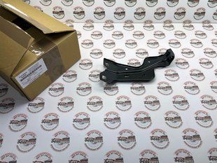 95B807333A, 95B 807 333 A Опора передньої панелі ліва Porsche Macan 95B-2
